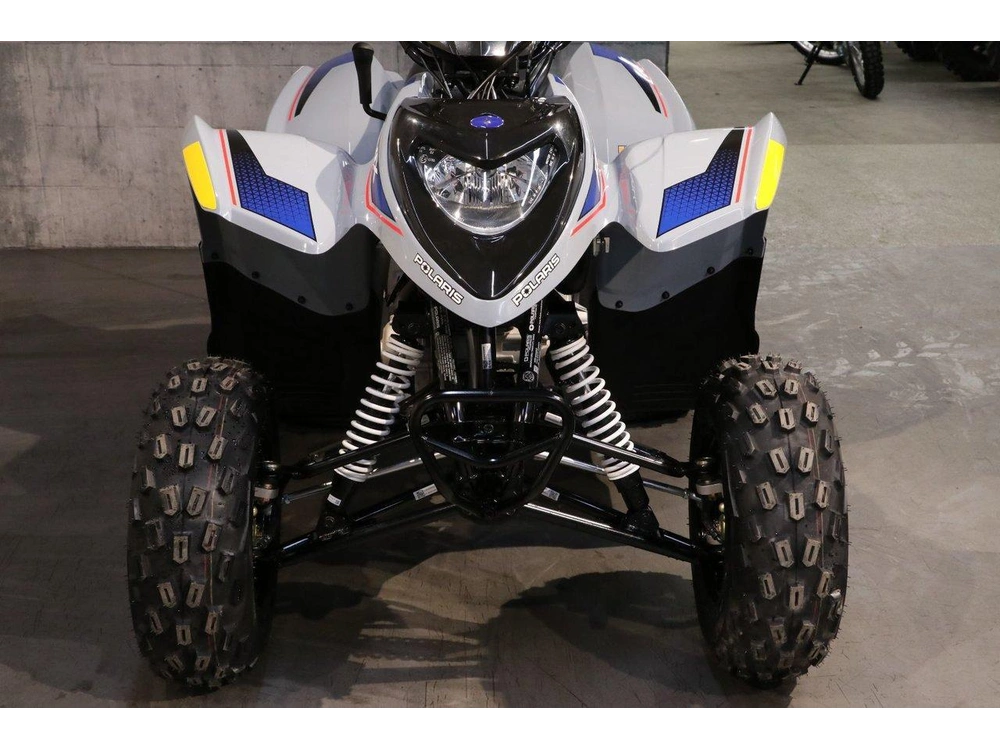 2027 Polaris Phoenix 200 alt