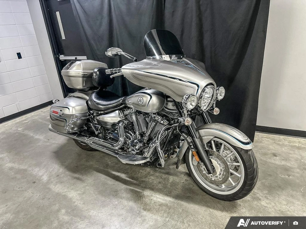 2012 Yamaha Stratoliner Deluxe