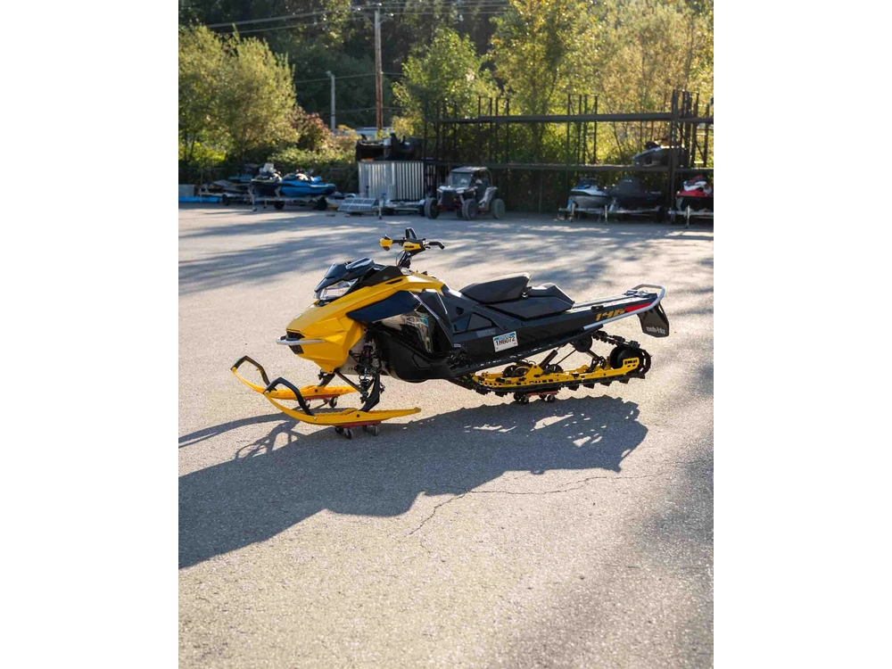 2023 Ski-doo Summit Neo 146 1.75" 600 Efi Electric Start alt