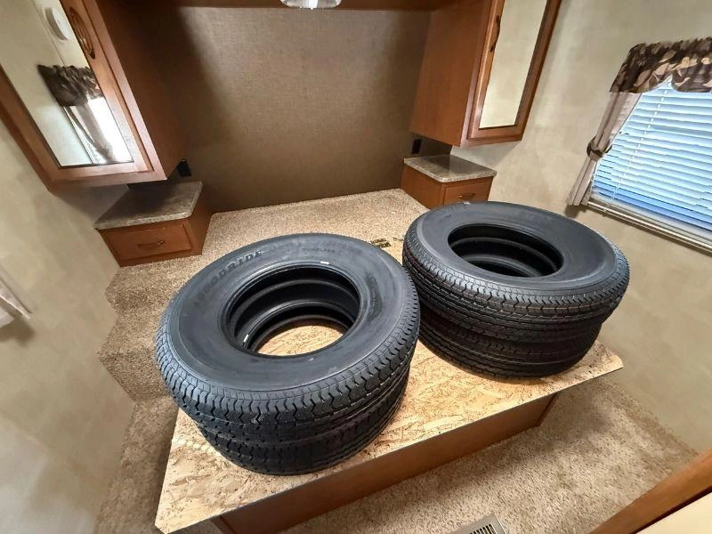 Keystone Rv Springdale 294bh 2013 alt