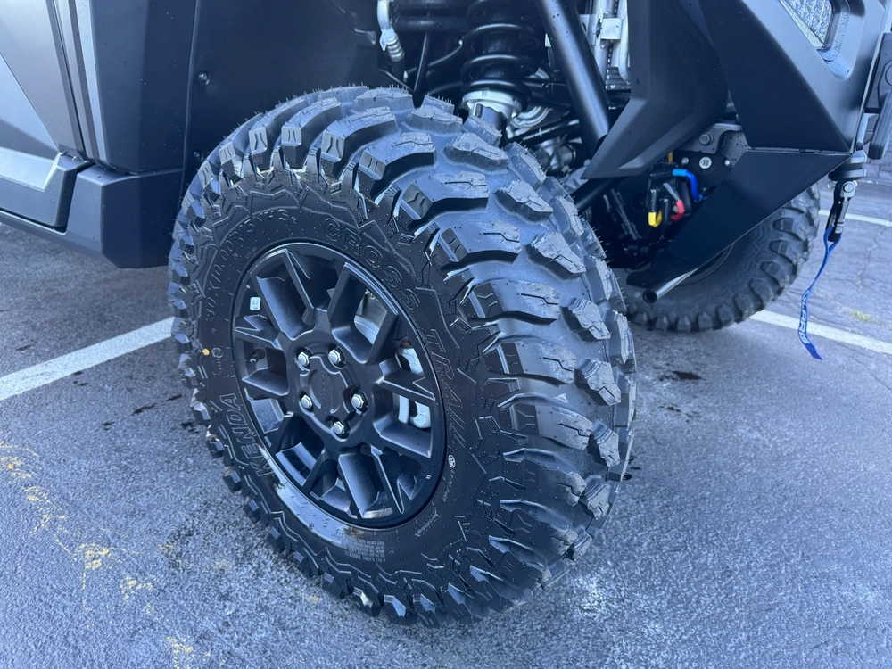 2027 Polaris Ranger 1500 Xd Crew Ns Ultimate Super Graphite alt