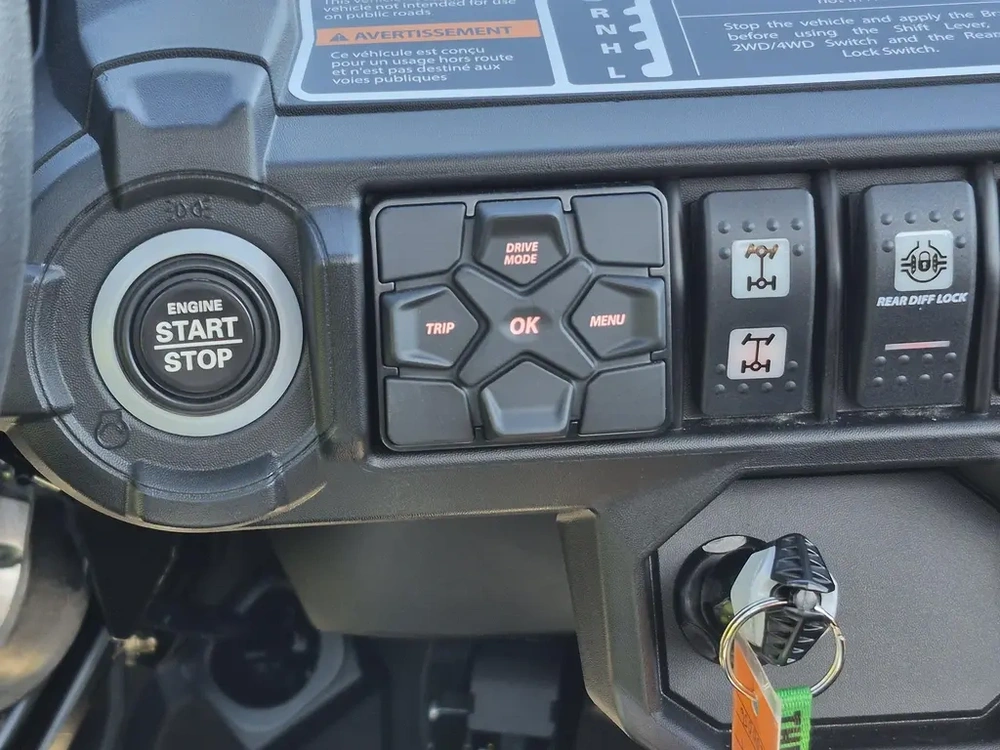 2027 Can-am Commander Xt 700