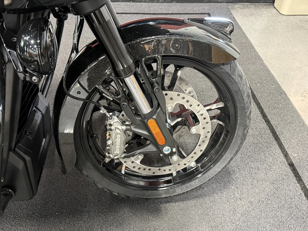 2026 Indian Motorcycle 125th Anniversary Challenger alt