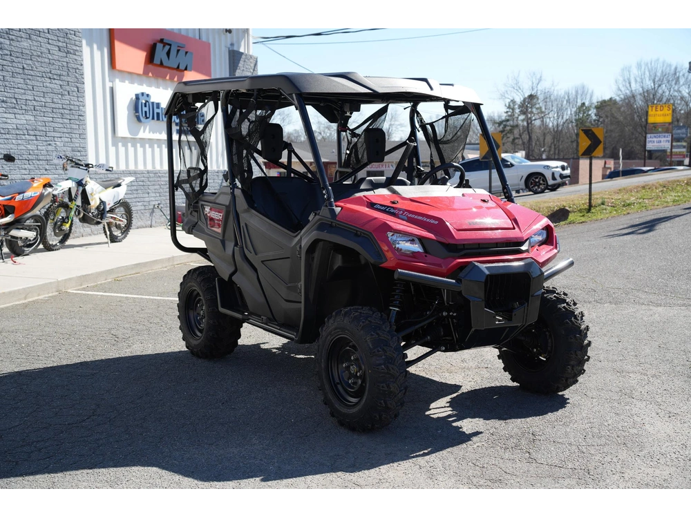 2024 Honda Pioneer 1000-5 Deluxe