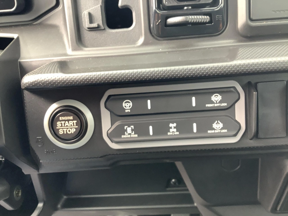 2027 Can-am Defender Hd10 Xt Cab Triple alt