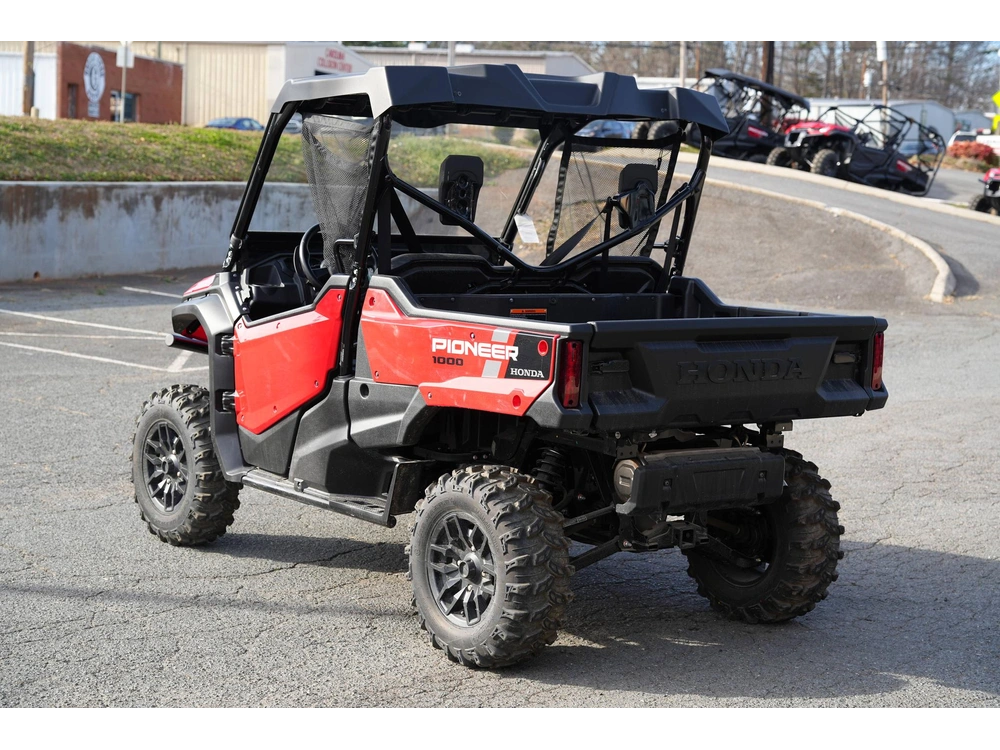 2025 Honda Pioneer 1000 Deluxe