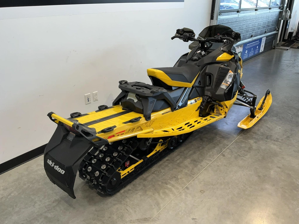 2025 Ski-doo Mxz Xrs 850 Turbo Competition Smart
