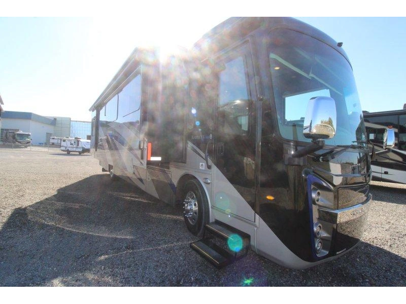 Entegra Coach Reatta 40q2 2021 alt