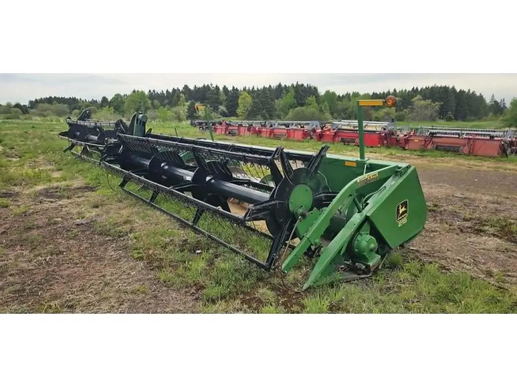 John Deere 215 1980