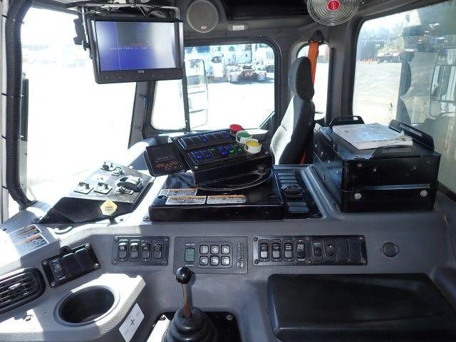 2021 Peterbilt 520