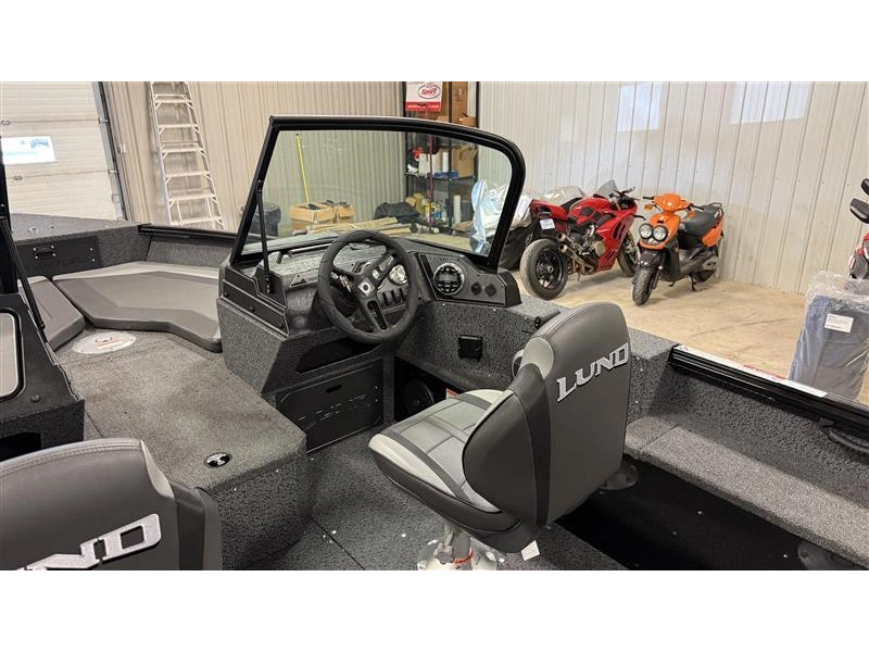 2027 Lund Boat Co 1800 Adventure Sport alt