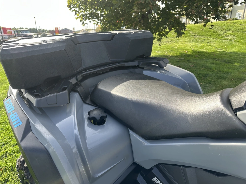 2023 Can-am 850 Dps