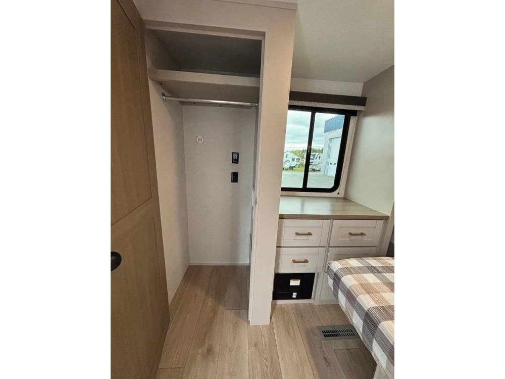 Jayco Jay Flight 380dqs 2027 alt
