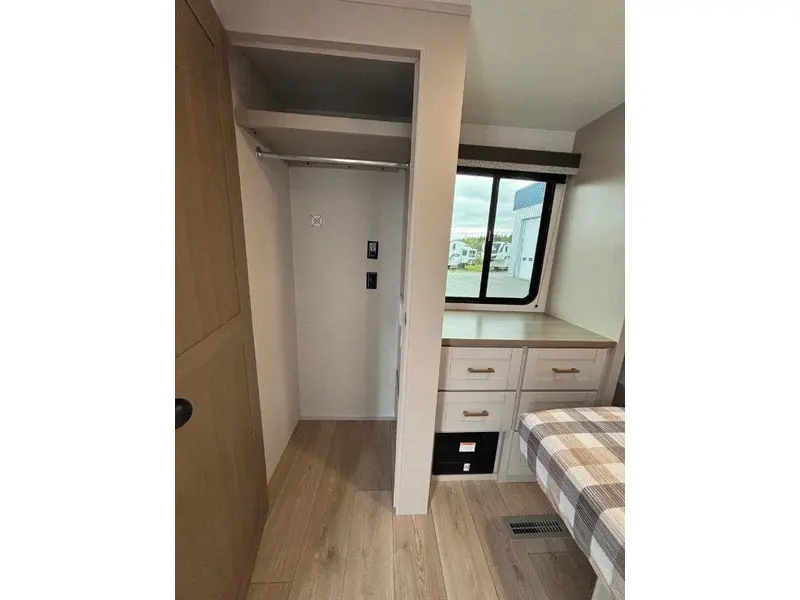 2027 Jayco Jay Flight 380DQS