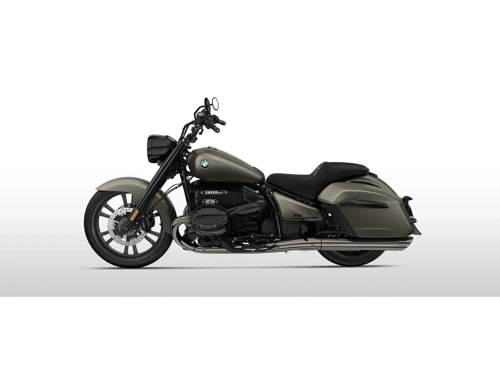 2024 BMW R 18 Roctane // Manhattan Metallic Matte 