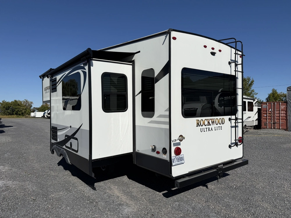 Forest River Rockwood Ultra Lite 2441w 2019 alt