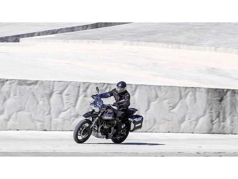 2023 Moto Guzzi Guzzi V85 Tt Travel E5