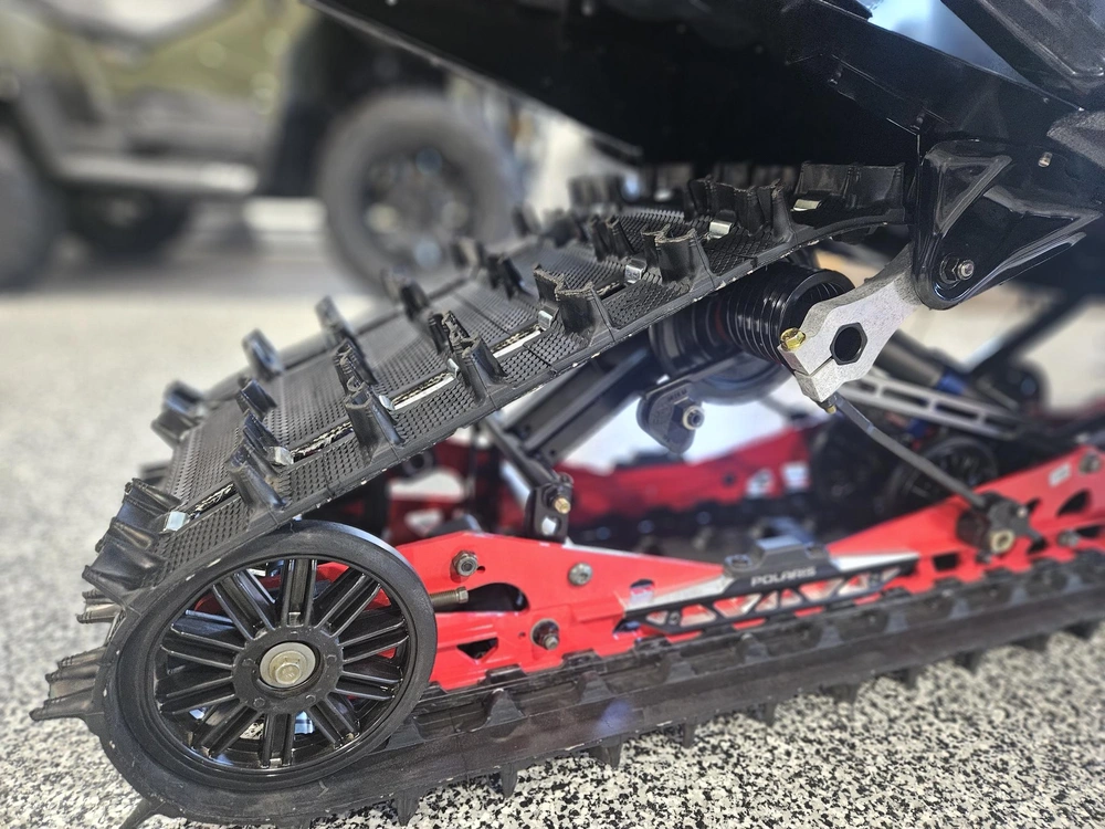 Polaris Boost Indy Vr1 137 2027 alt