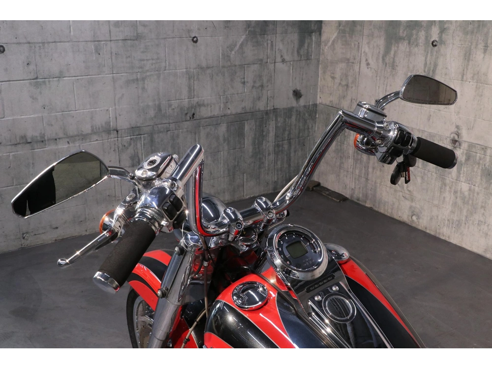 2011 Harley-davidson Softail Cvo Convertible Flstse2