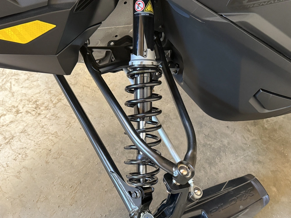 2027 Ski-doo Renegade Adrenaline 900 Ace Turbo R