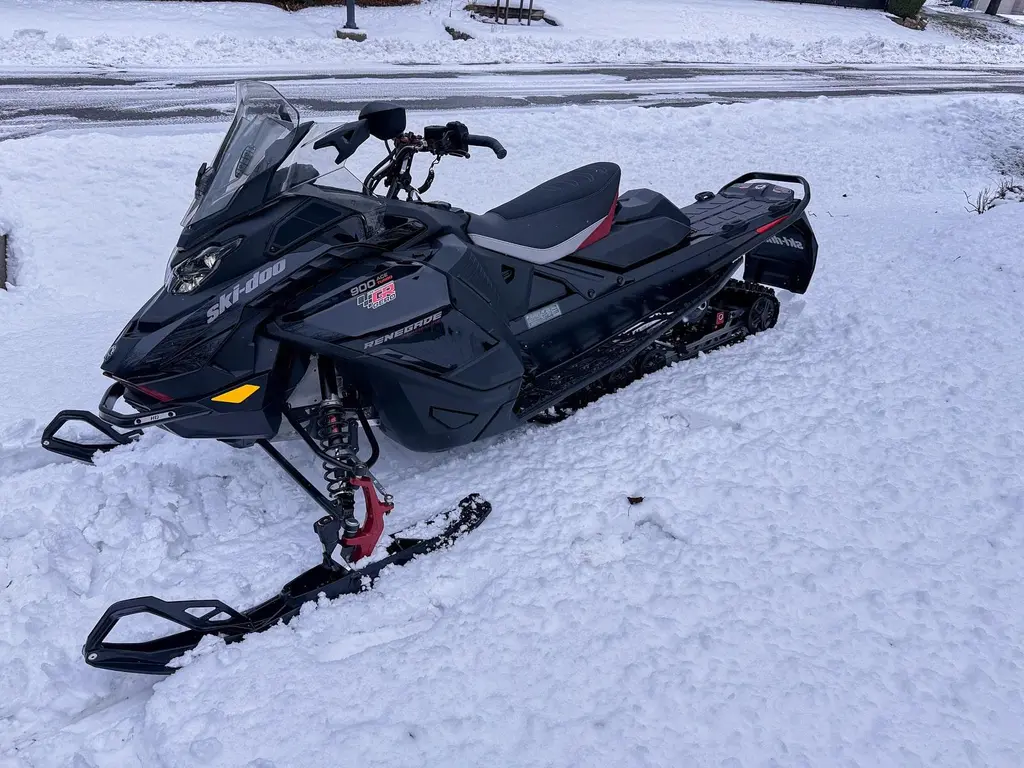 Ski-Doo RENEGADE w/ ENDURO Pkg 900 turbo r 2025