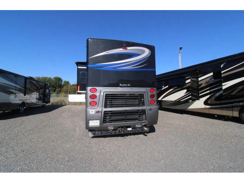 Entegra Coach Reatta 40q2 2021 alt