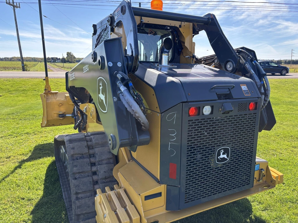 John Deere 333g 2024