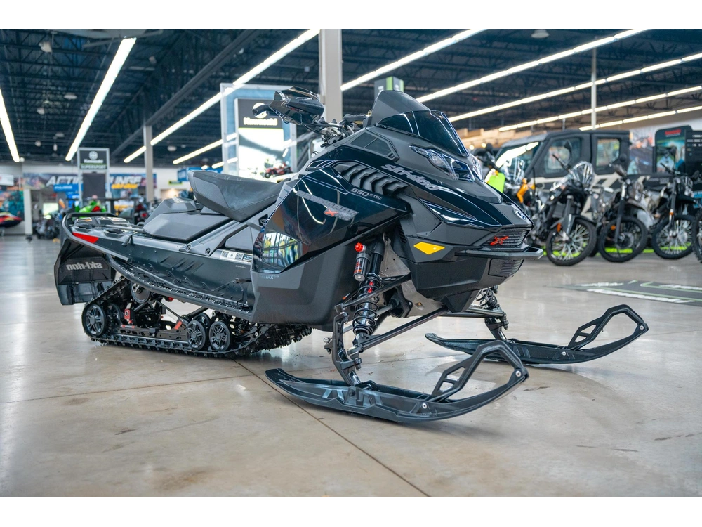 2023 Ski-doo Renegade X-rs 850