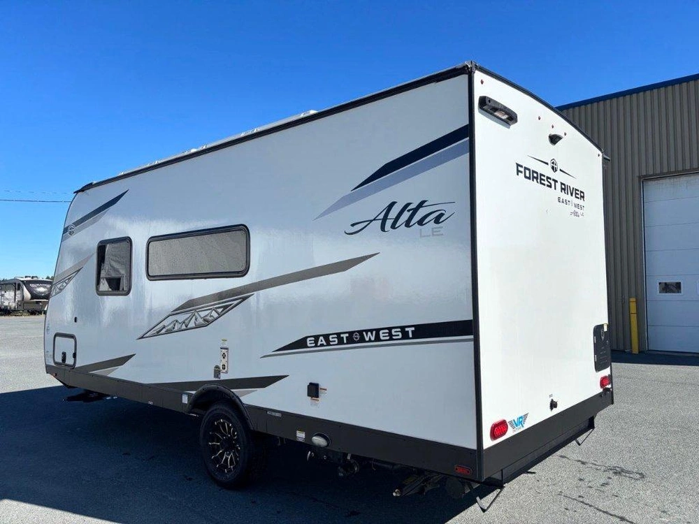 East To West Alta Le 1600mrb 2025 alt