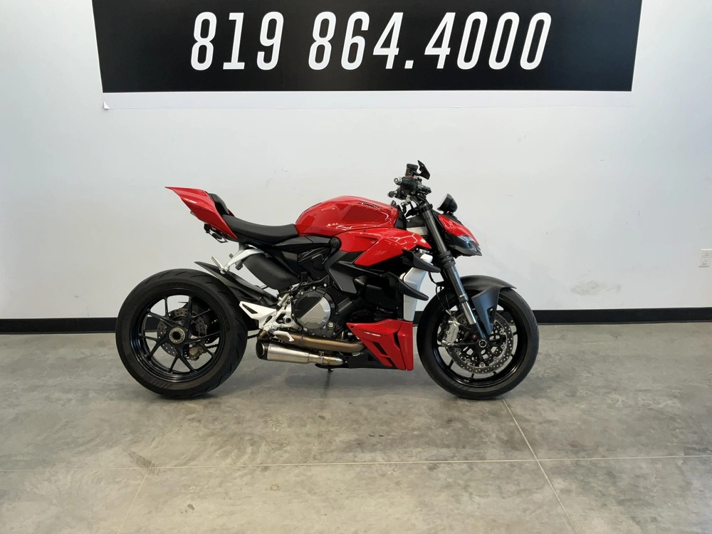 2022 Ducati Streetfighter V2