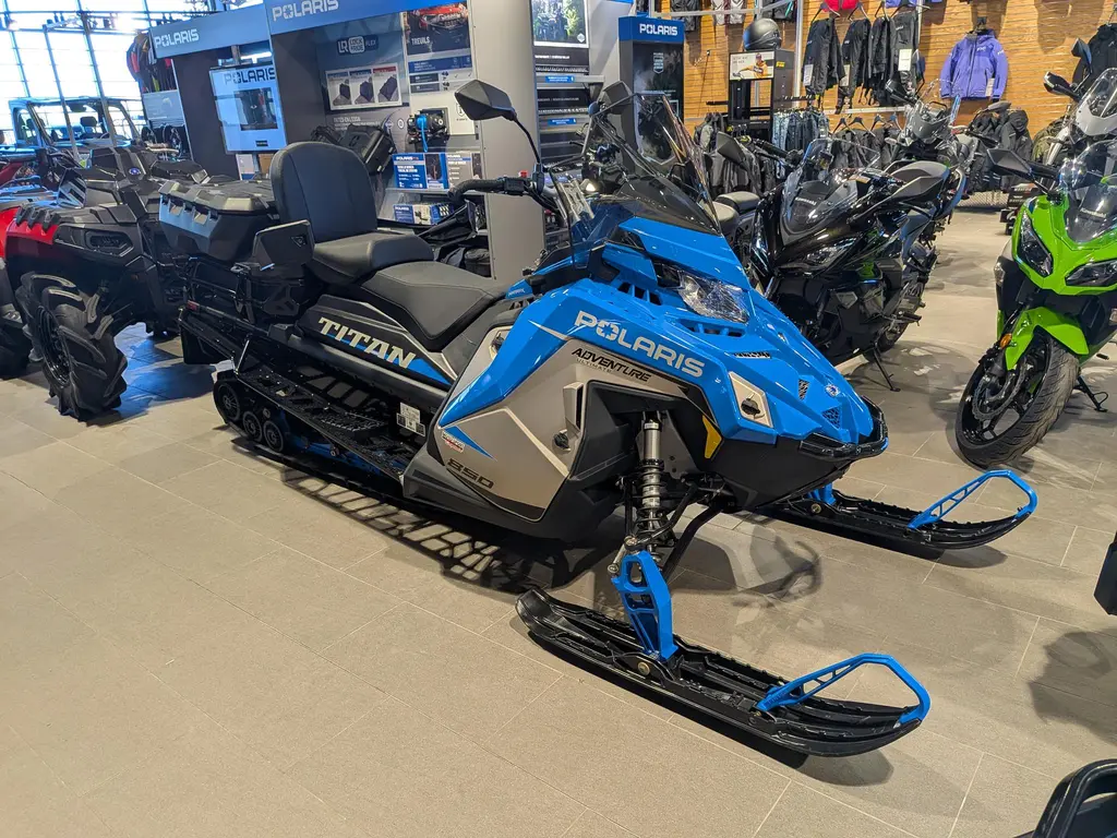 2027 Polaris Titan Adventure Ultimate 850 1.5