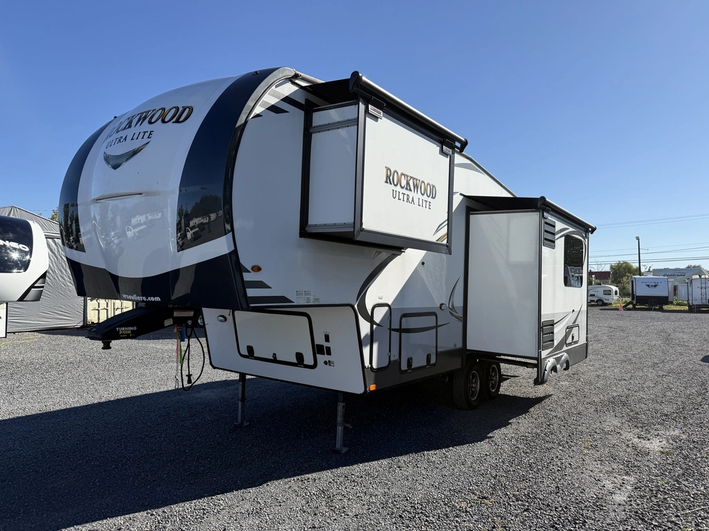 Forest River Rockwood Ultra Lite 2441w 2019 alt