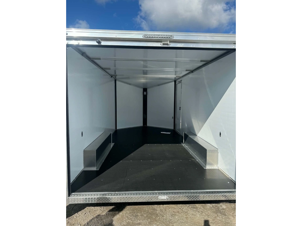 2027 Ideal Cargo Evo Core Idev714ta2 alt