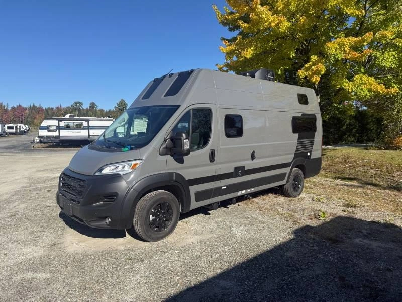 2027 Grand Design Lineage Lvp1 alt