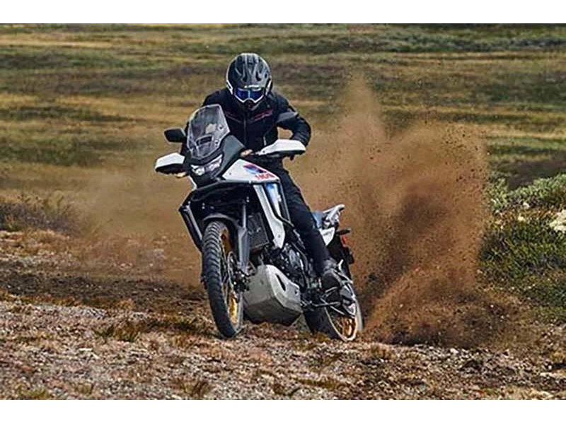 2026 Honda Transalp E-clutch