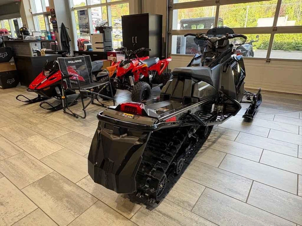 2027 Polaris 850 Switchback Xc 146 1.6 7s Caméra Gopro Max2 Gratuite