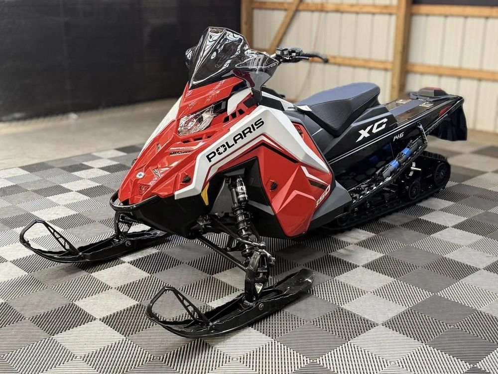 2027 Polaris 850 Switchback Xc 146 1.6 Cobra Track 7s Display