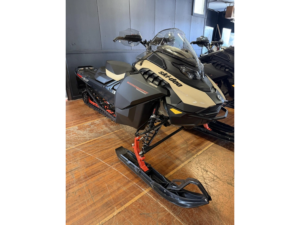 2027 Ski-doo Backcountry™ Adrenaline® 850 E-tec® 146 1.5