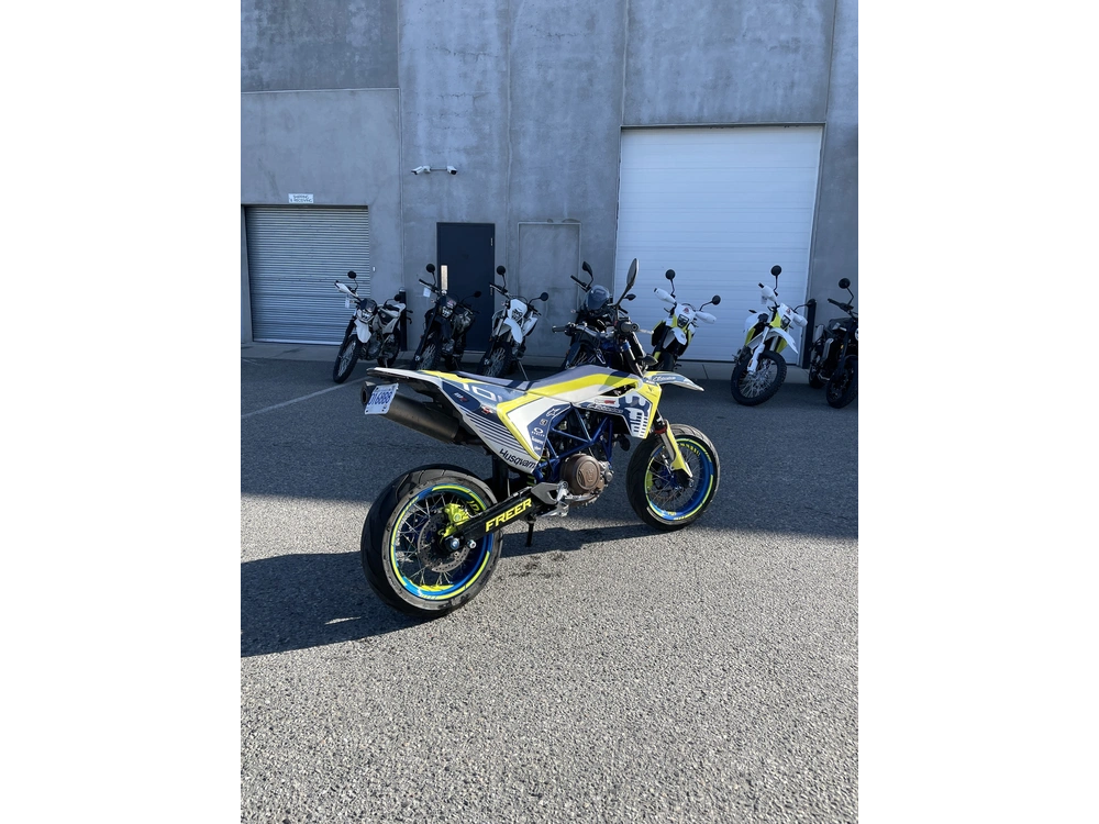 2017 Husqvarna 701 Supermoto