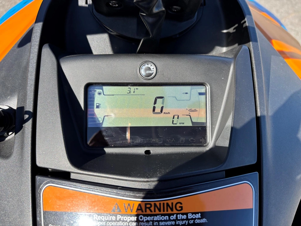 Sea-doo Spark Trixx 1 Place Audio 2026 alt