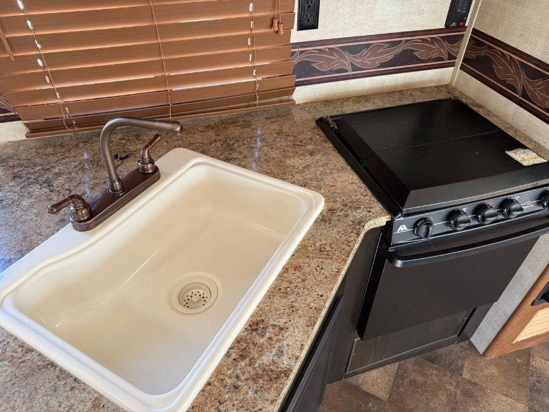 Keystone Rv Springdale 294bh 2013 alt