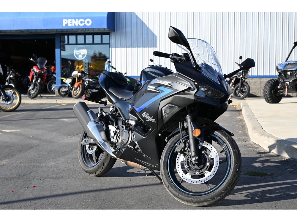 2025 Kawasaki Ninja 500 Krt Se Abs