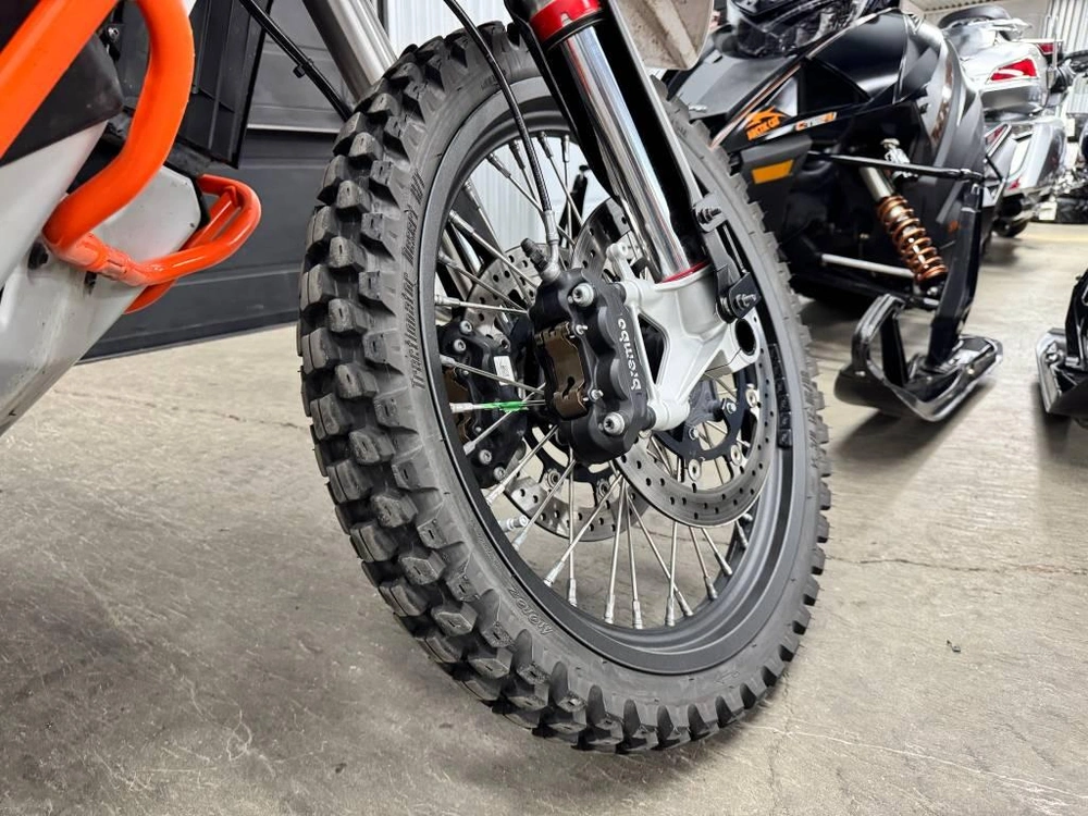 Ktm 1290 2024 alt
