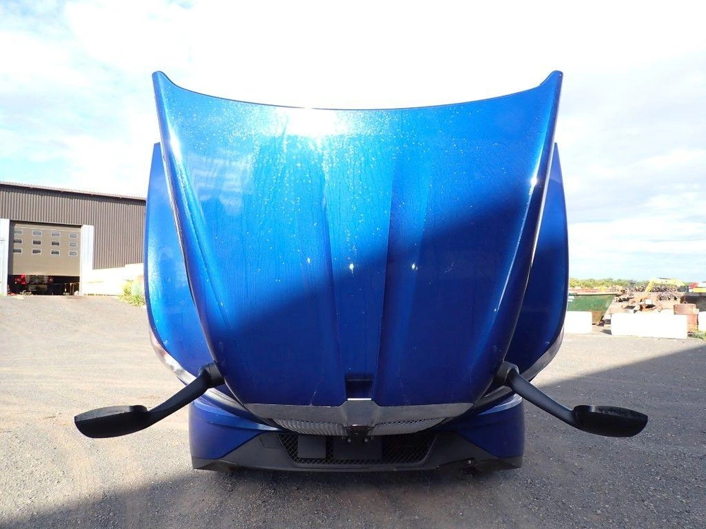 Kenworth T680 2024
