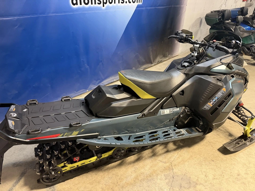 Ski-doo Renegade Xrs 900 Turbo R X-rs Smart 2026 alt