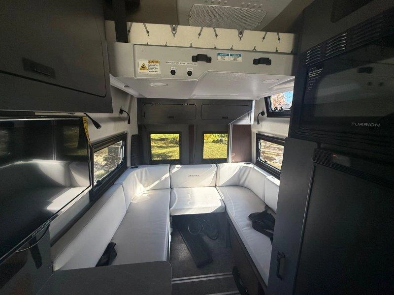 2027 Grand Design Lineage Lvp1 alt