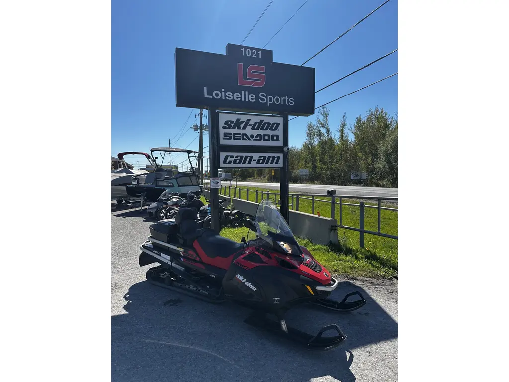 2019 Ski-Doo Skandic SWT 900 Ace 156"