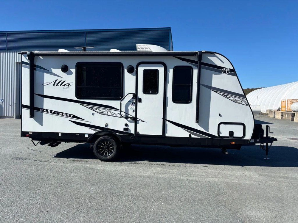 East To West Alta Le 1600mrb 2025 alt
