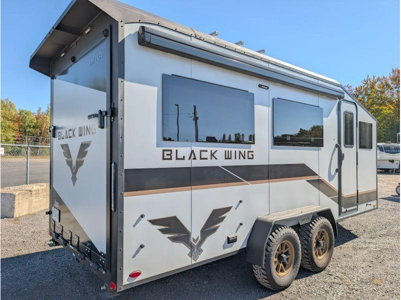 Intech Black Wing 724x 2026 alt