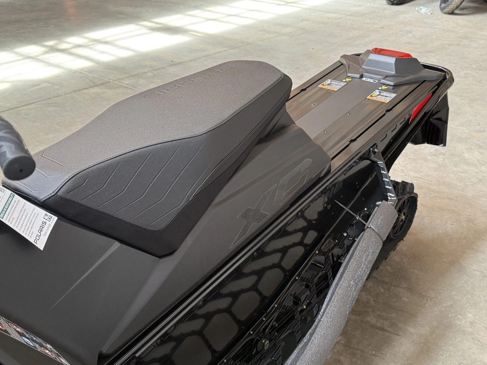 2027 Polaris 650 Switchback Xc 146 1.6 Cobra